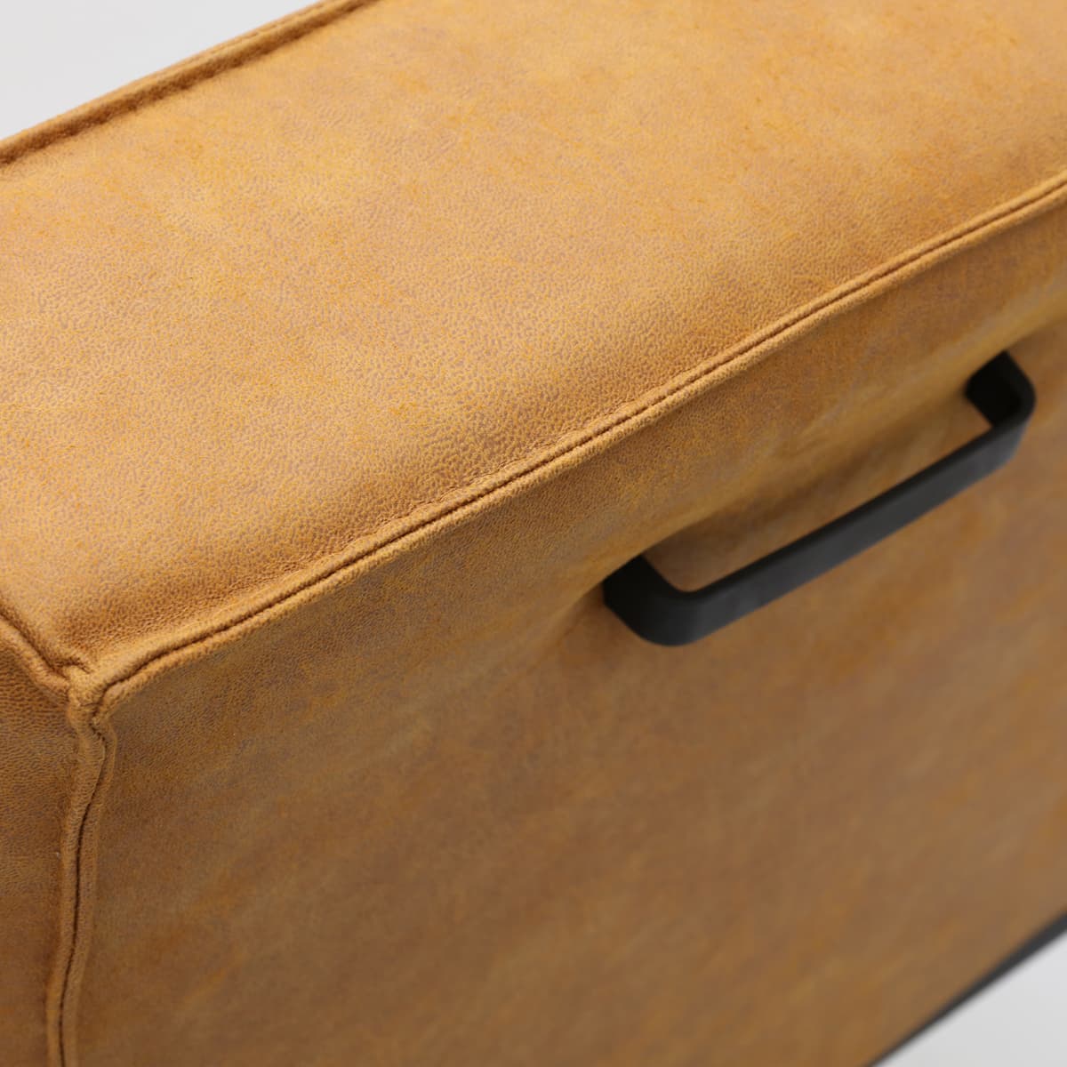 Eetkamerstoel Kenzo met metalen armleuning - 18